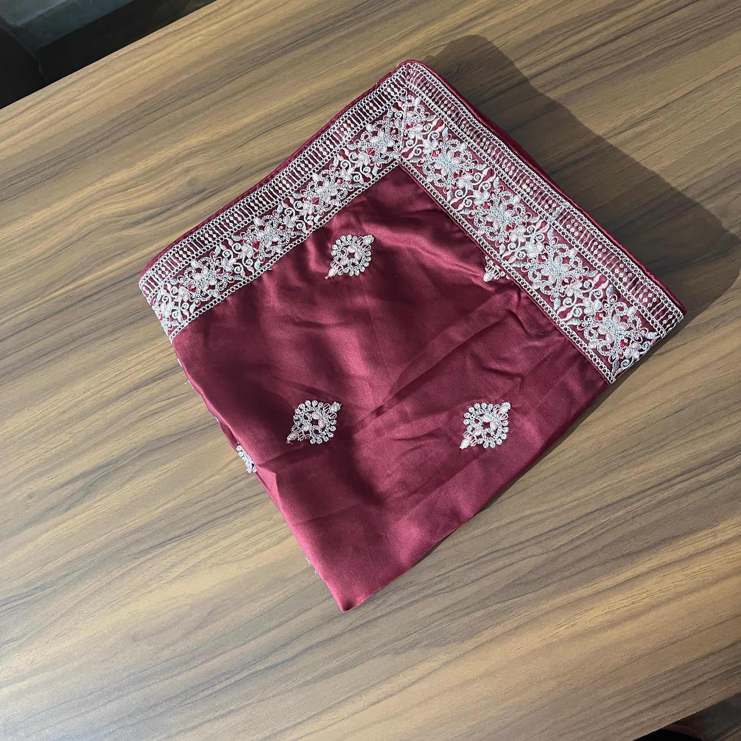 Maroon Wedding Safa Turban & Shawl Set for Groom, Embroidery Border Sherwani Pagri