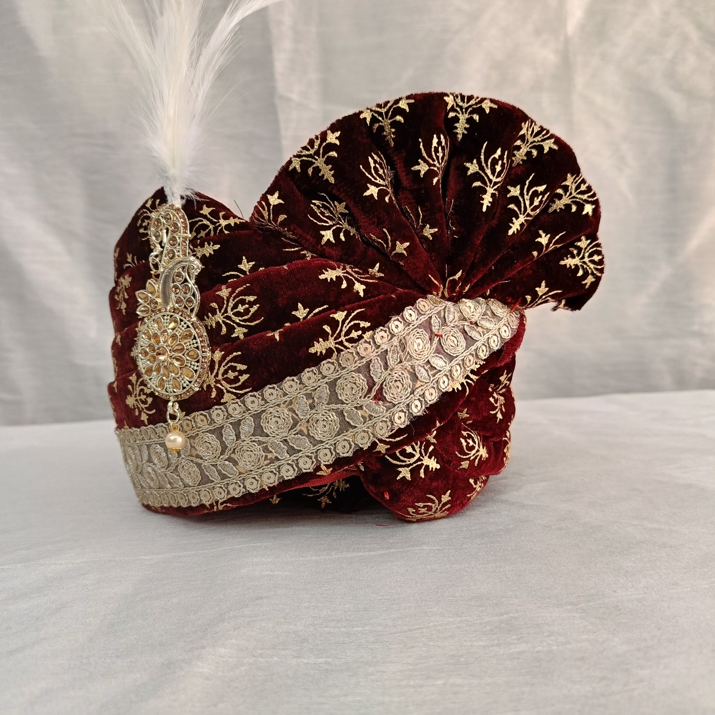 Luxurious Maroon Indian Groom Turban & Shawl Set for Men