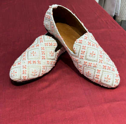 Ivory Handmade Mojari Loafers for Groom, Peach Embroidery Sherwani Shoes