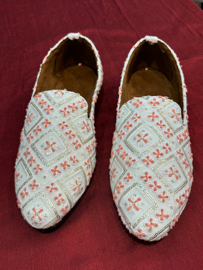 Ivory Handmade Mojari Loafers for Groom, Peach Embroidery Sherwani Shoes