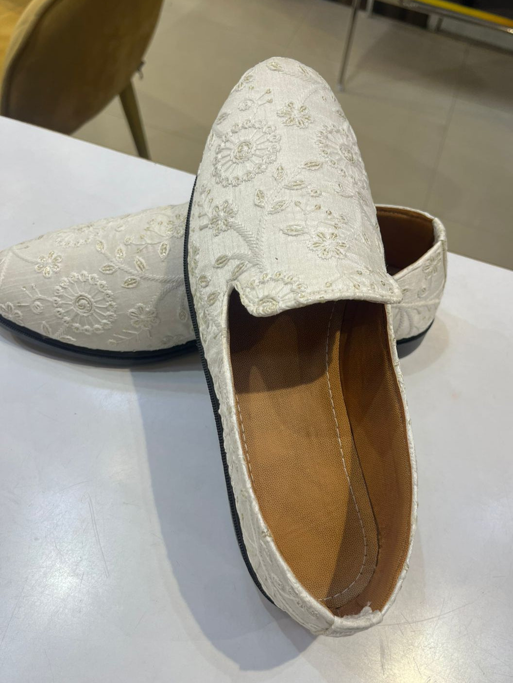 Superb White Groom Shoes & Mojari, Customizable Wedding Footwear