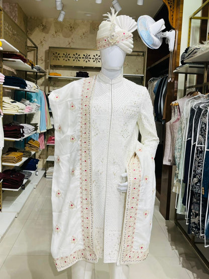 Attractive Indian Wedding Ivory Turban Shawl for Groom