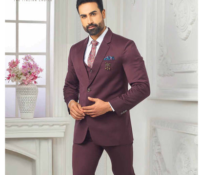 Classic 3-Piece Suit, Golden Attire Wedding Groom Suit