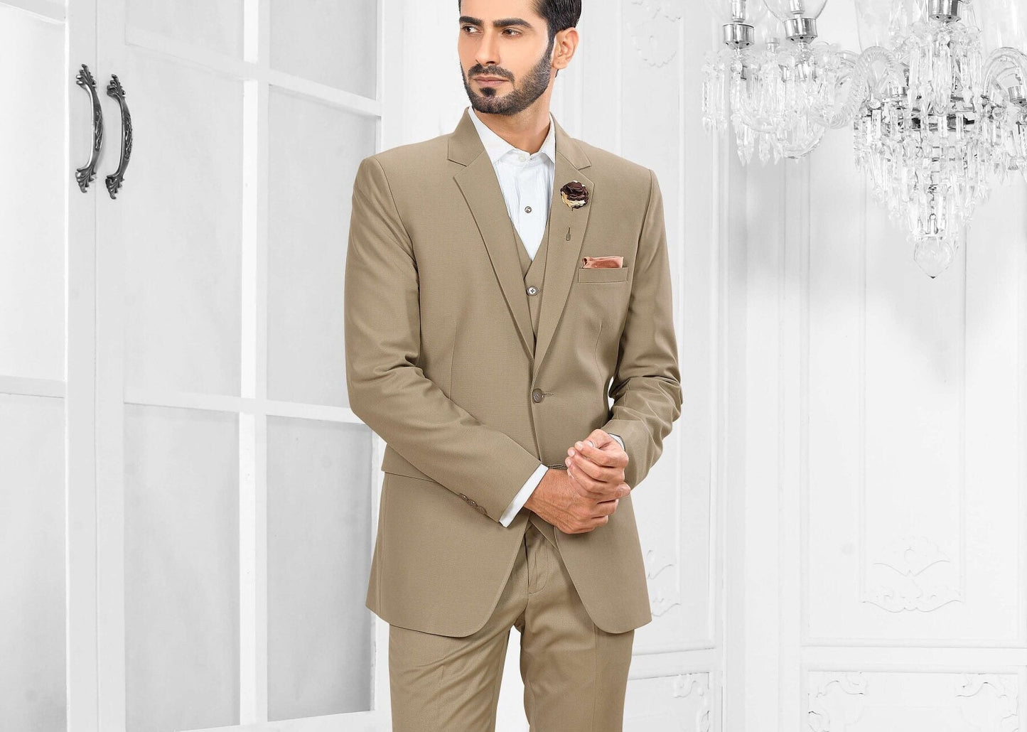 Classic 3 Piece Suit: Men's Wedding Groom Outfit