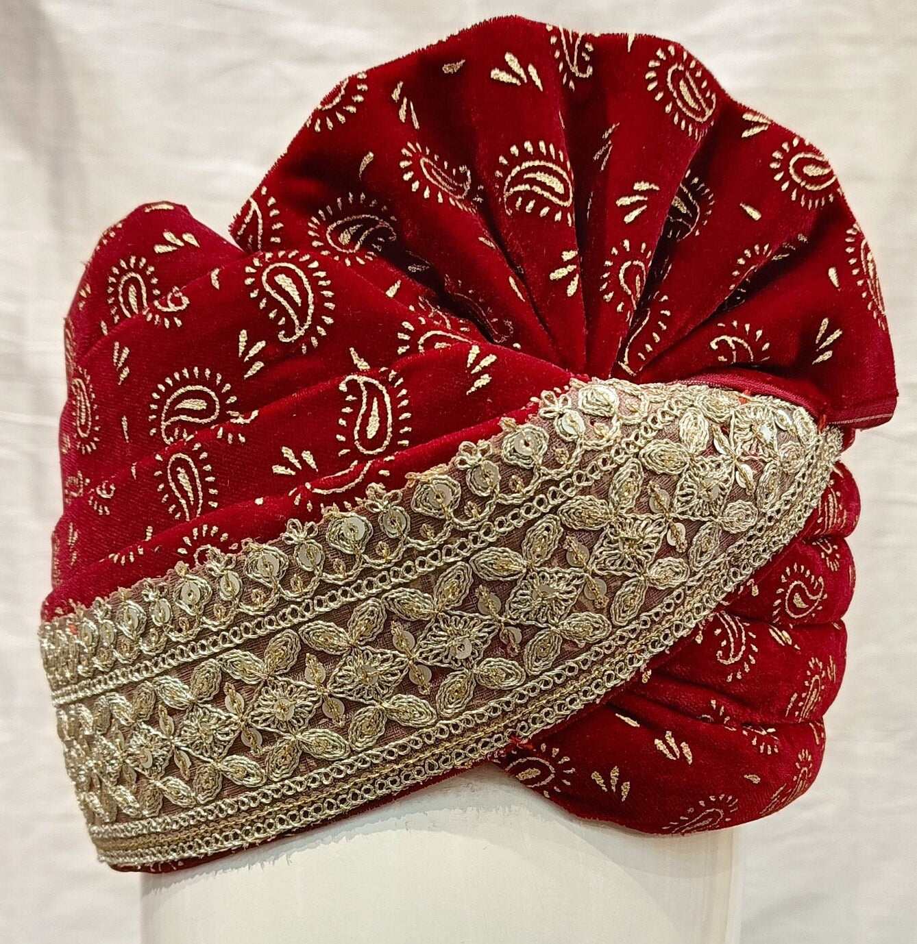 Red Wedding Turban & Shawl Set, Indian Groom Safa Combo, velvet golden print safa stole