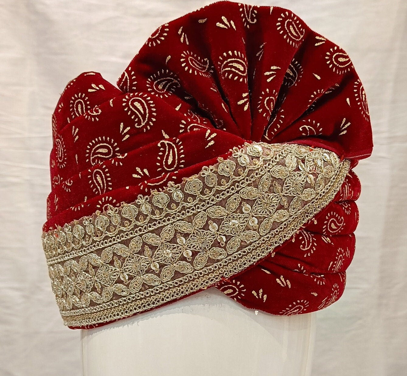 Red Wedding Turban & Shawl Set, Indian Groom Safa Combo, velvet golden print safa stole