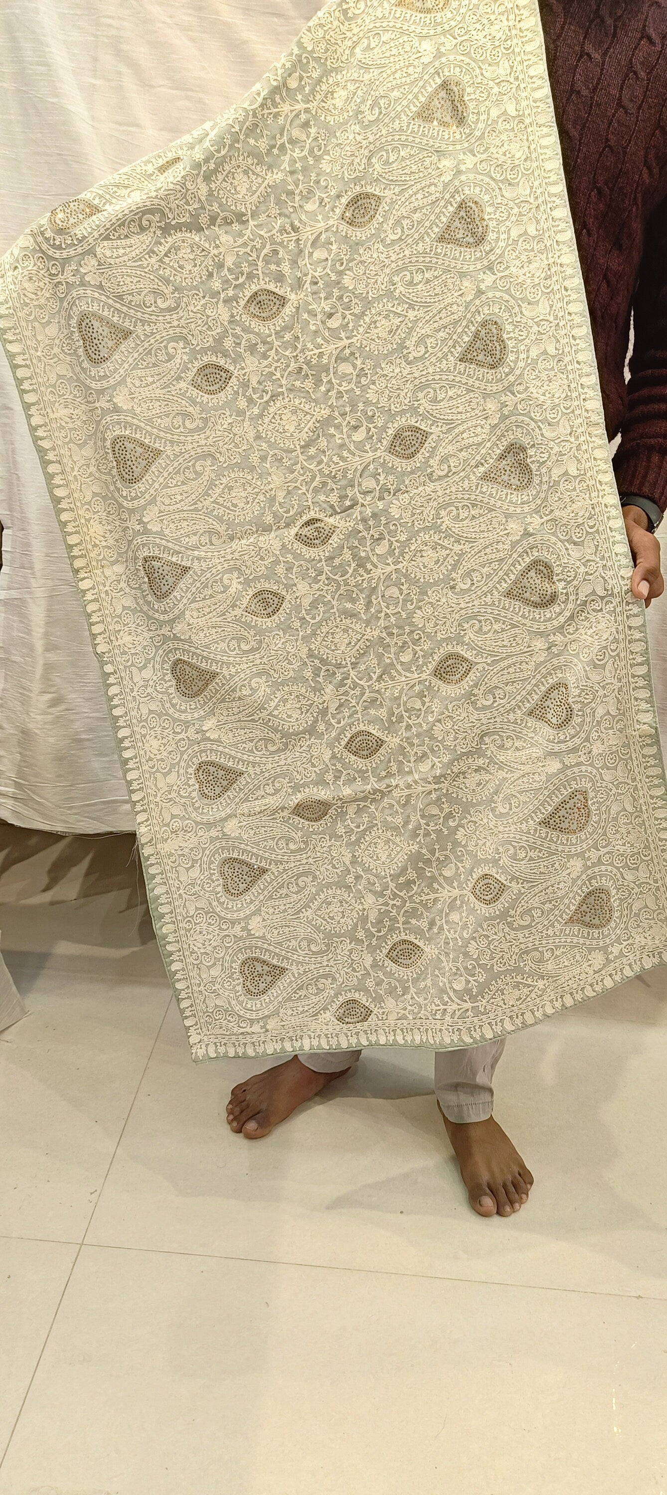 Embroidered Wedding Shawl for Groom: Indian Sherwani Stole