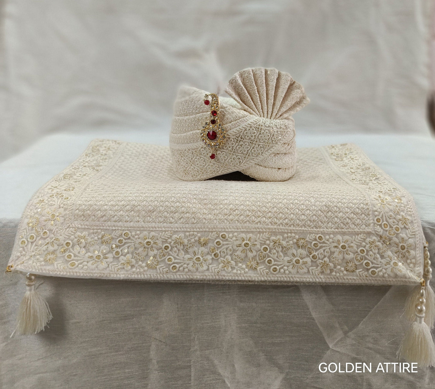 Ivory Wedding Turban & Shawl Set for Groom: Indian Sherwani Safa