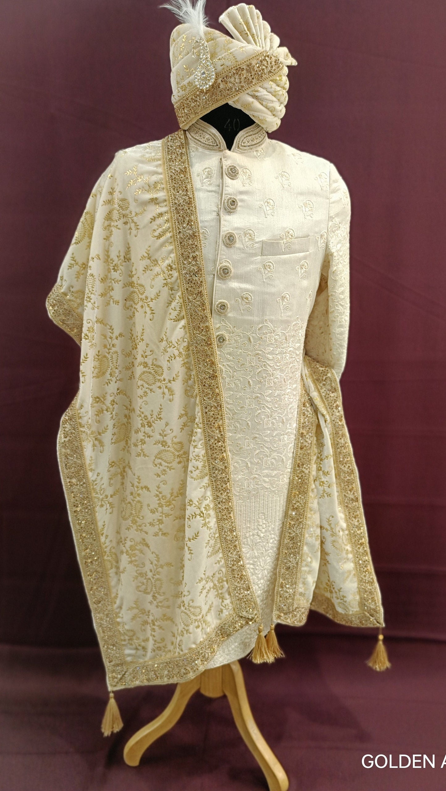 Cream Wedding Shawl for Groom: Embroidered Sherwani Dupatta