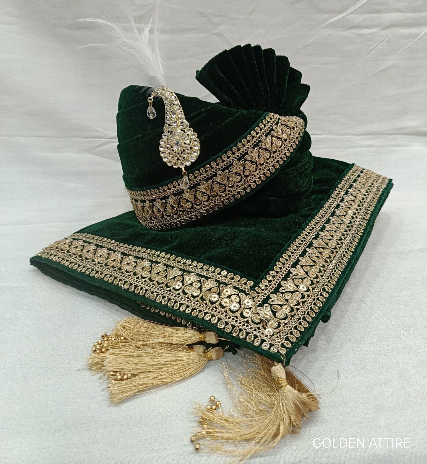 Green Velvet Groom Shawl: Indian Wedding Sherwani Dupatta
