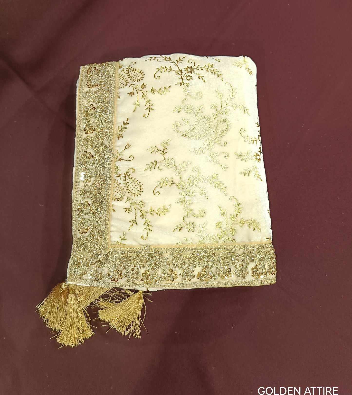 Gold Embroidered Velvet Wedding Ivory Turban & Shawl Set
