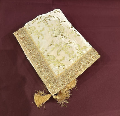 Cream Wedding Shawl for Groom: Embroidered Sherwani Dupatta