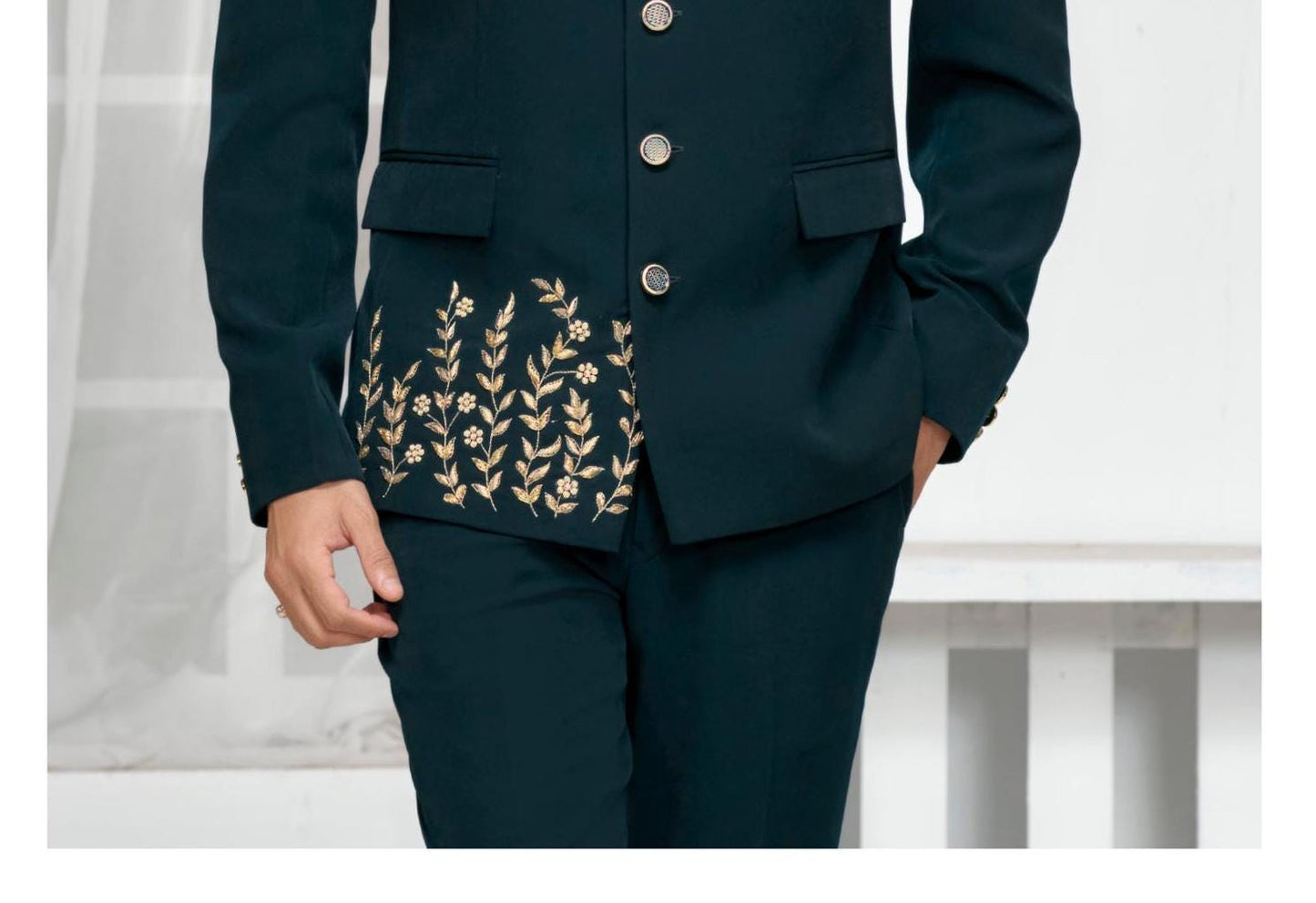 Green Jodhpuri Suit: Indian Wedding Groom Outfit