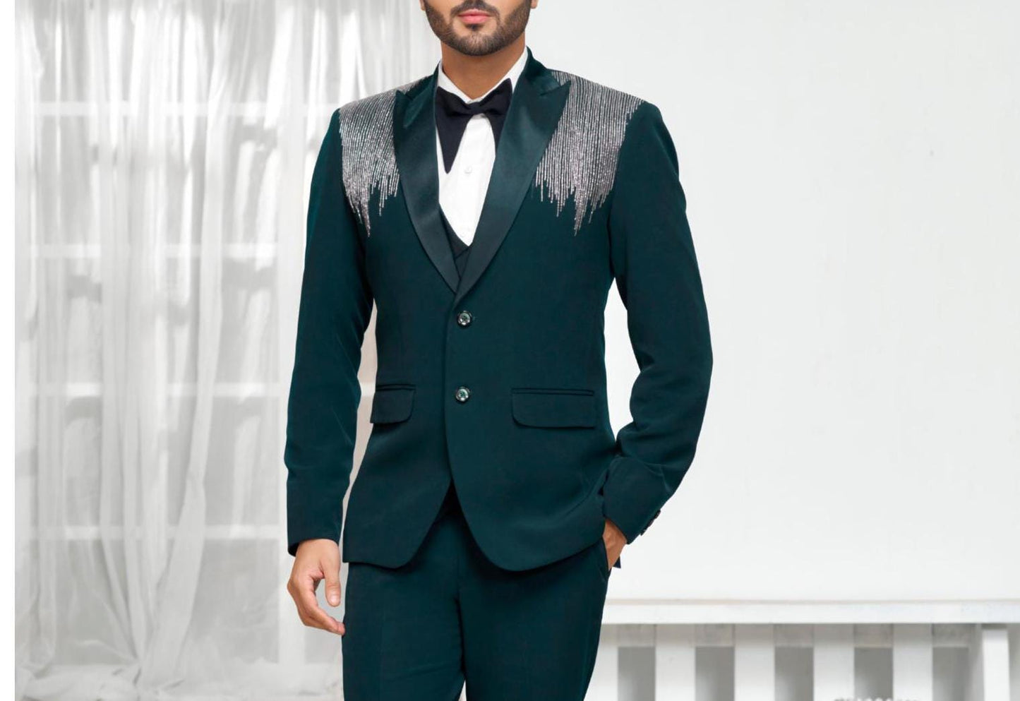 Green Tuxedo Suit: Men's 3-Piece Wedding Groom Suit