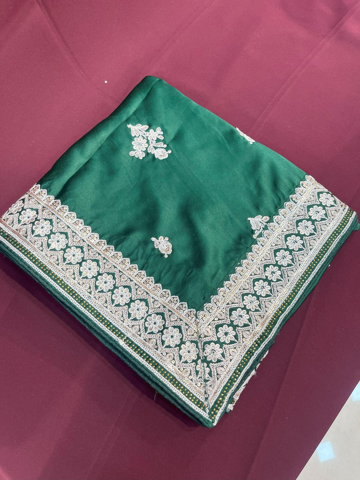 Green Wedding Shawl for Groom: Embroidered Indian Sherwani Stole