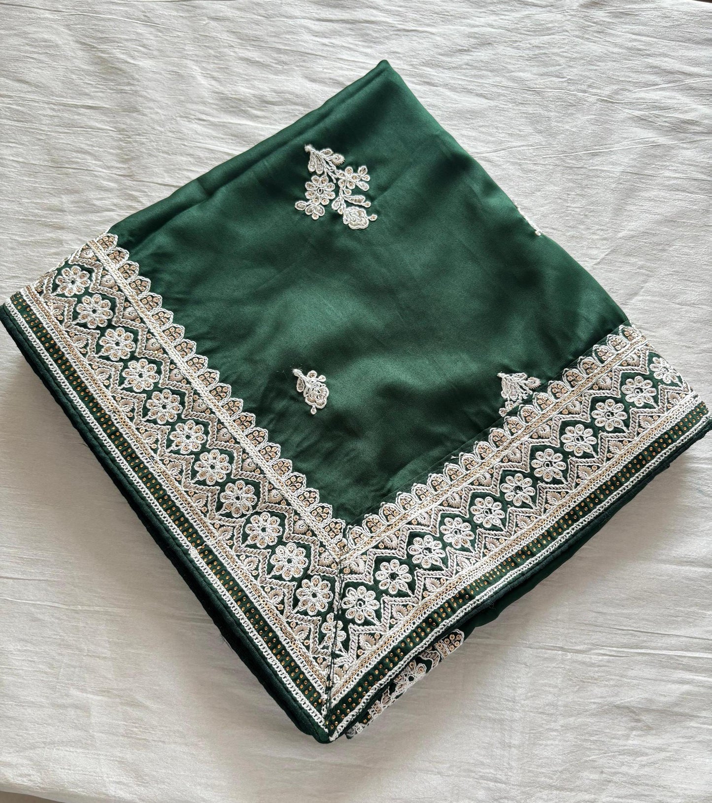 Green Wedding Shawl for Groom: Embroidered Indian Sherwani Stole