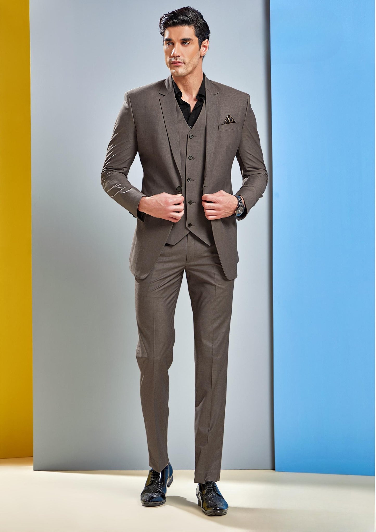 Luxury Two-Piece Suit Ethnic Wedding Groom Wear Suits