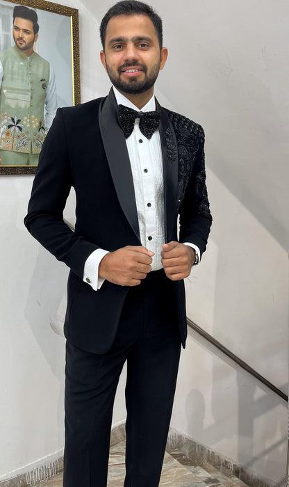 Luxury Black Embroidered Tuxedo Suit: Ethnic Wedding Prom Wear