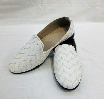 Ivory Velvet Mojari Handmade Wedding Loafers for Men