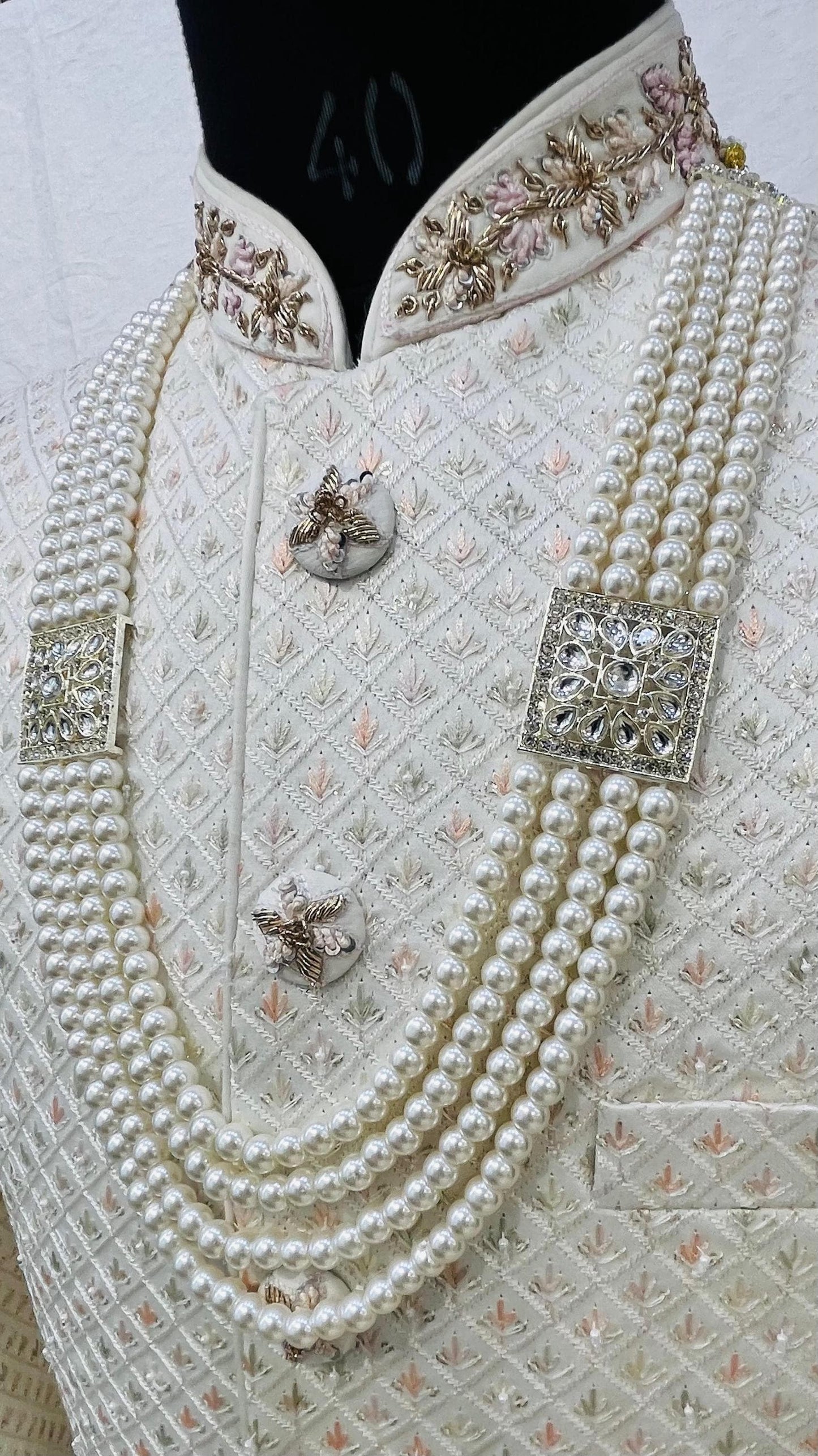 Off-White Pearl Groom Mala: Indian Sherwani Necklace with Stone Brooch