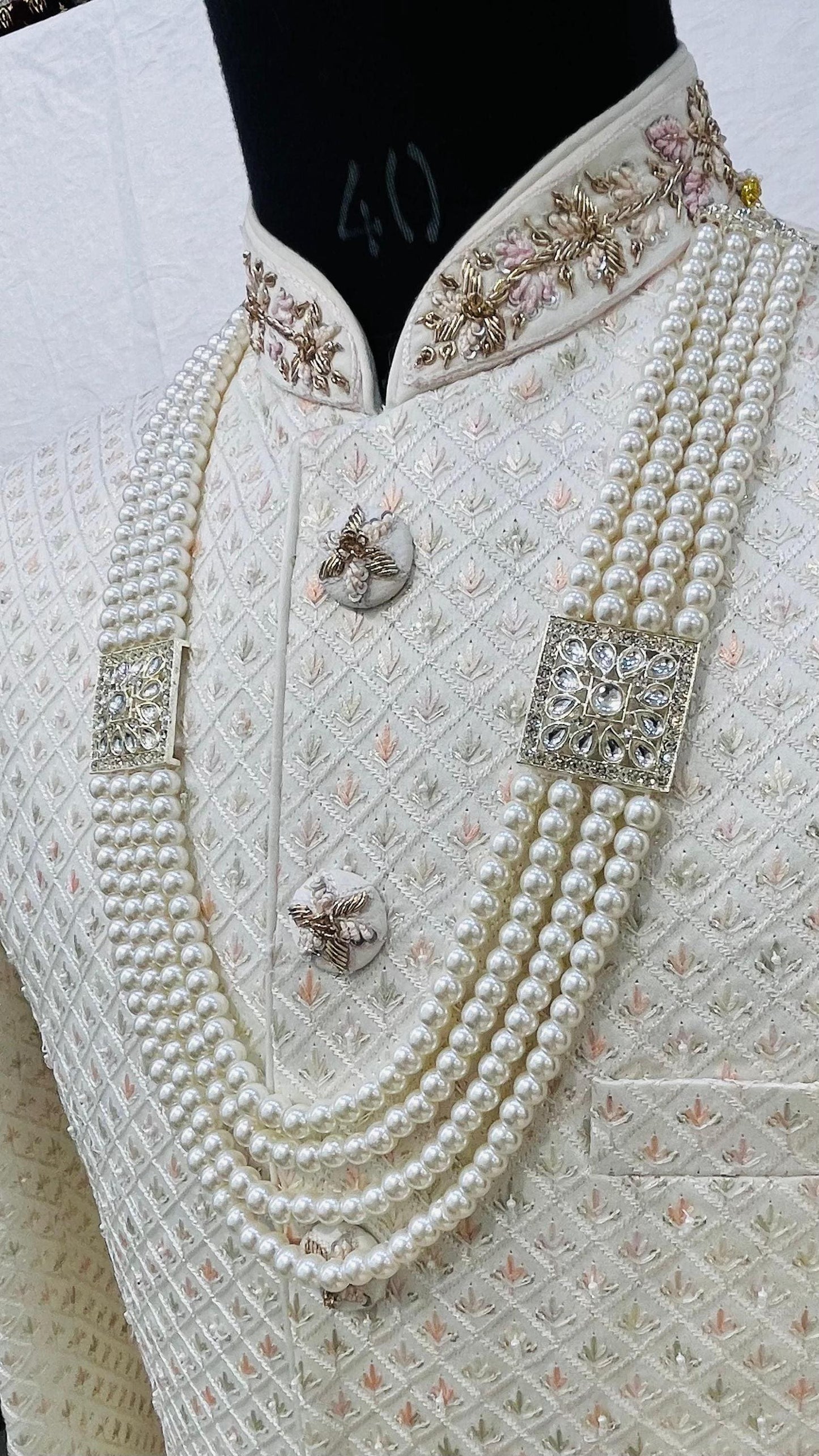 Off-White Pearl Groom Mala: Indian Sherwani Necklace with Stone Brooch