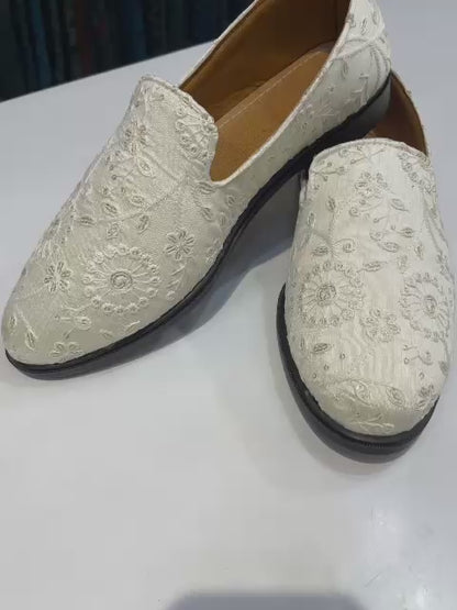Superb White Groom Shoes & Mojari, Customizable Wedding Footwear